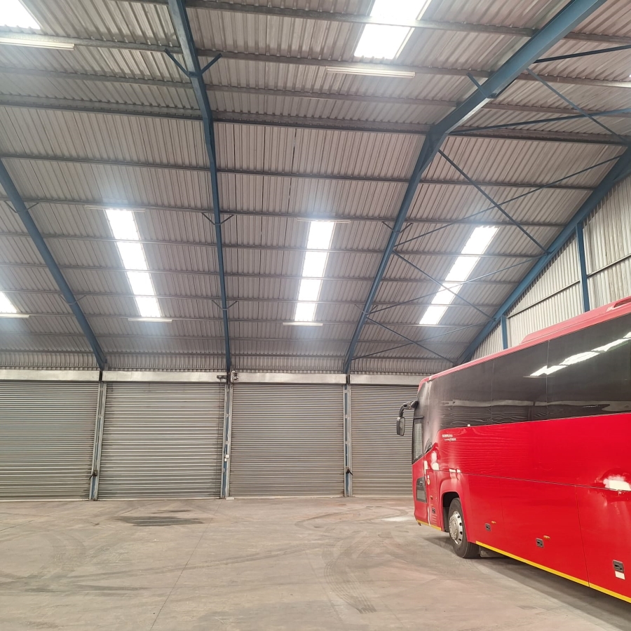 To Let Commercial Property for Rent in De Almeida Western Cape